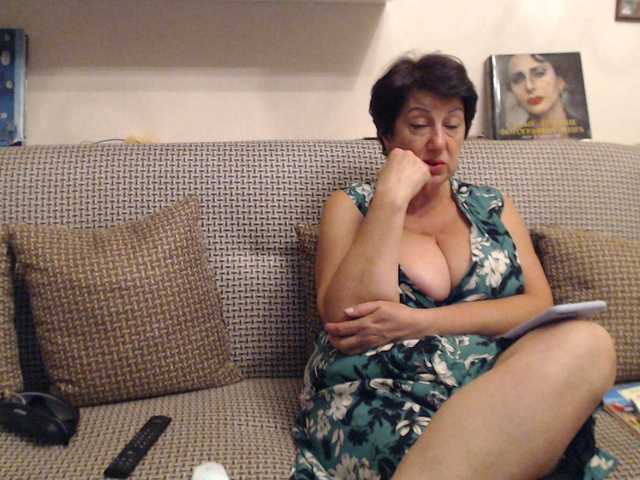 Fotos NINA-RICCI CHEST in the general chat 200 tokens, or private..I don't go for ***ps.CAMERA only in private and full private