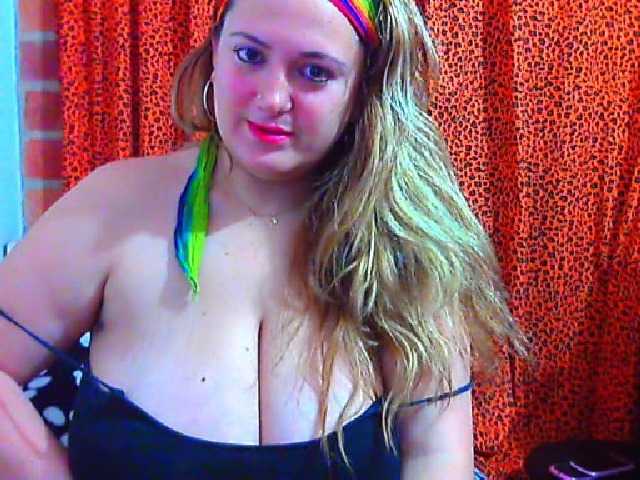 Fotos Ninphoanal69L TITS 40 TOK ASS 20 TOK STAND UP 25 SEE CAM 15 TOK NAKED 100 TOK NAKED AND DILDO 200 TOK ADD FRIEND 5 TOK