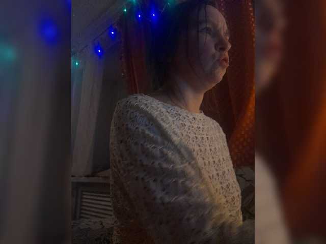 Broadcast Screenshots OliJane