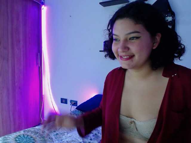 Broadcast Screenshots OliviaHill