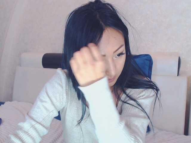 Broadcast Screenshots OliviaWil