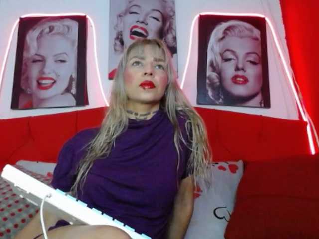 Broadcast Screenshots Paris-Queen20