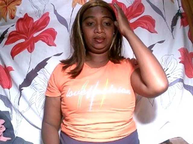 HELLO BB .CAN YOU LIKE SHOW FOR MY HERE HELP MY TKN 
❤❤