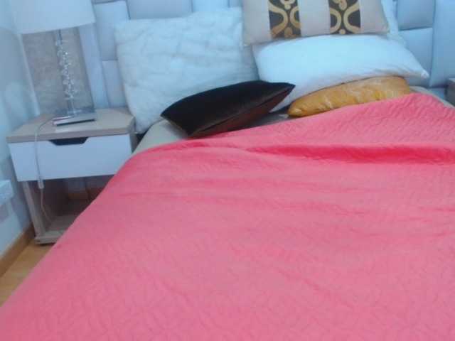 Broadcast Screenshots Perla-wilson