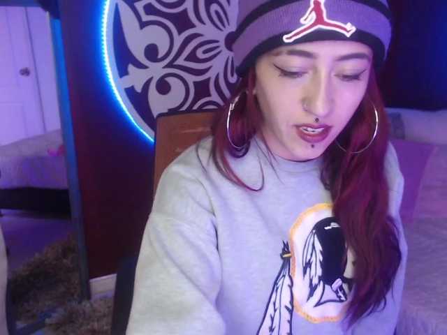 Broadcast Screenshots Persefone777