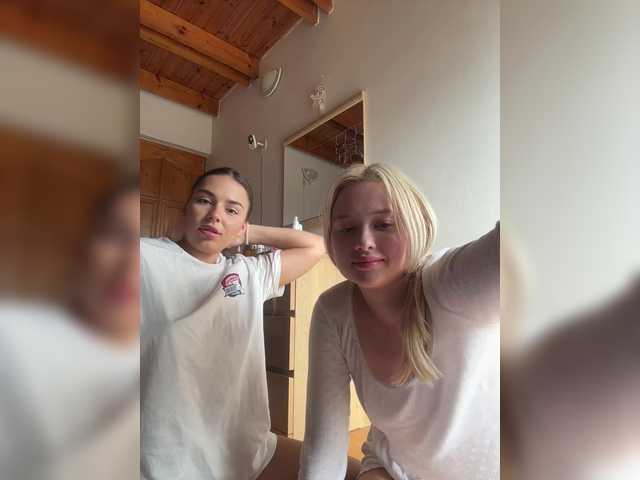 Broadcast Screenshots PornStars-1