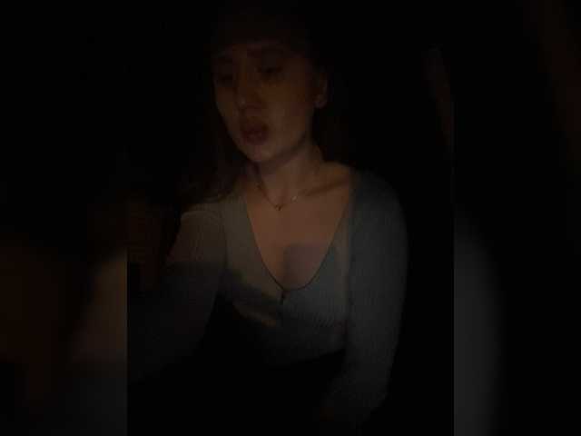 Broadcast Screenshots prada-