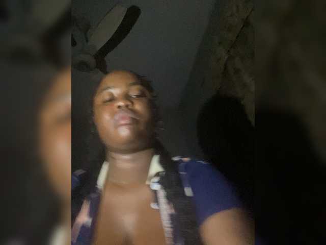 Broadcast Screenshots PrettyJade