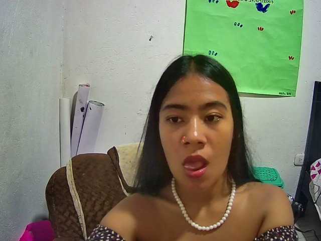 Broadcast Screenshots pretysofya