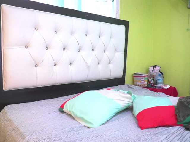 Broadcast Screenshots QueenDoll1