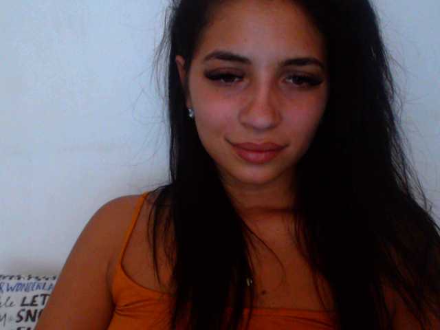 Broadcast Screenshots queenhot07