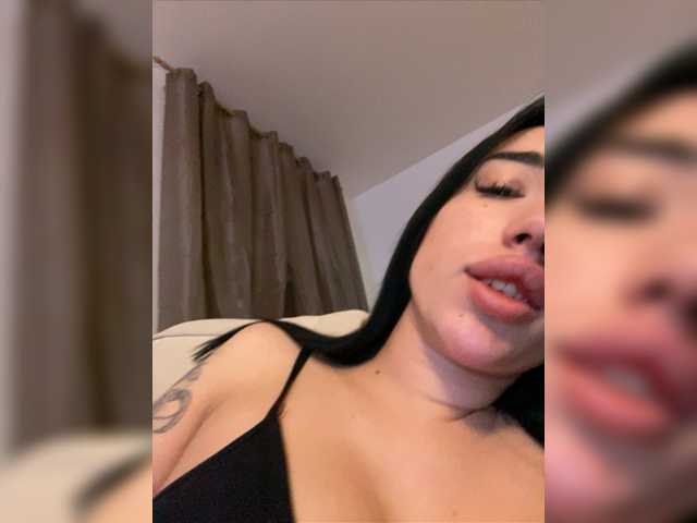 Broadcast Screenshots Queennnnn1