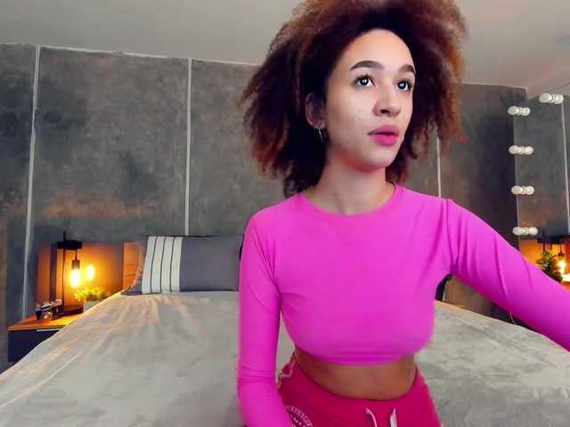 Broadcast Screenshots RaffaelaC