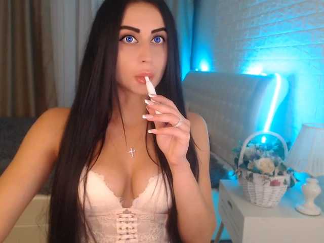 Fotos RebekaMay Hello guys! Make me wet with luch and i cum for u* Lets play**