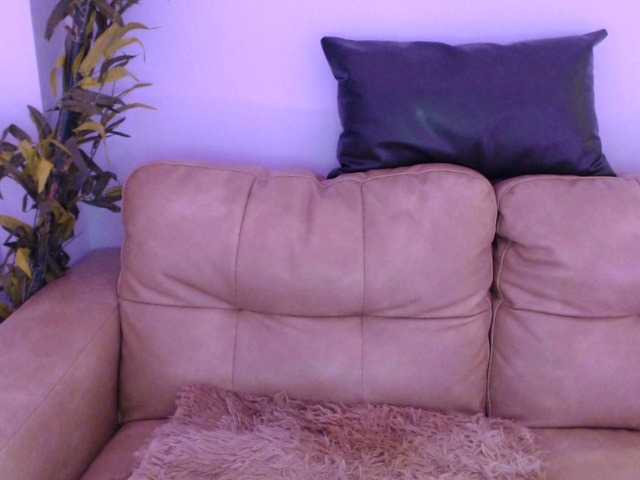 Broadcast Screenshots ROSEESY