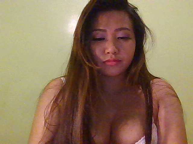 Broadcast Screenshots Rosselyn