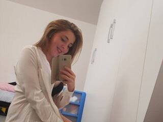 Erotisk videochat Roxyfoxxyy