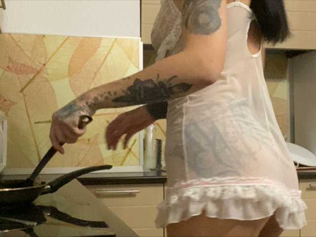 Broadcast Screenshots Rozalinda18