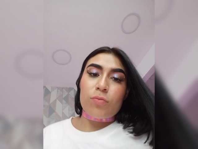 Broadcast Screenshots SabrinaLuke