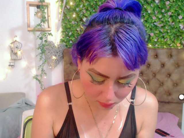 Broadcast Screenshots SabrinaOlson