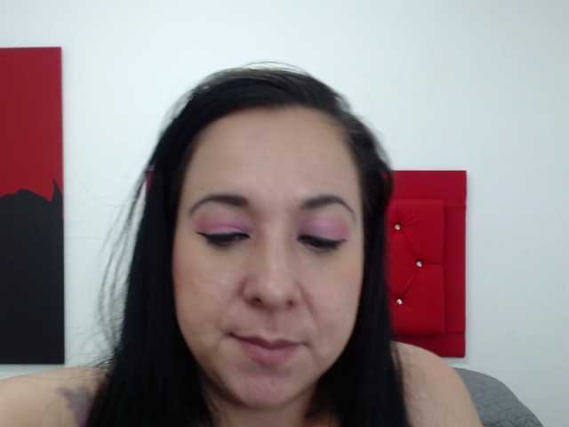 Broadcast Screenshots samanthaBeck