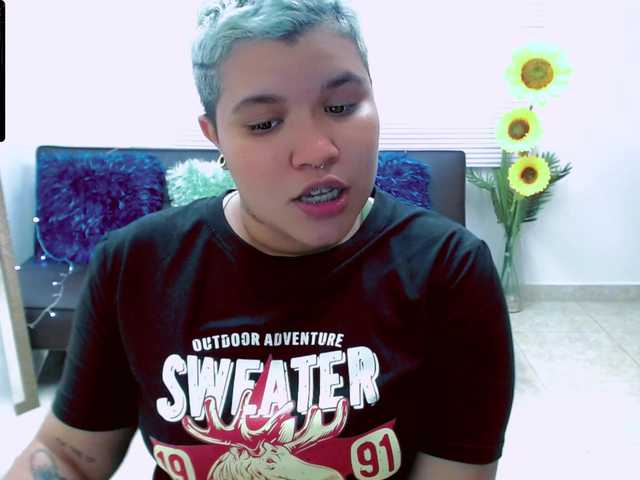 Broadcast Screenshots LilyJames