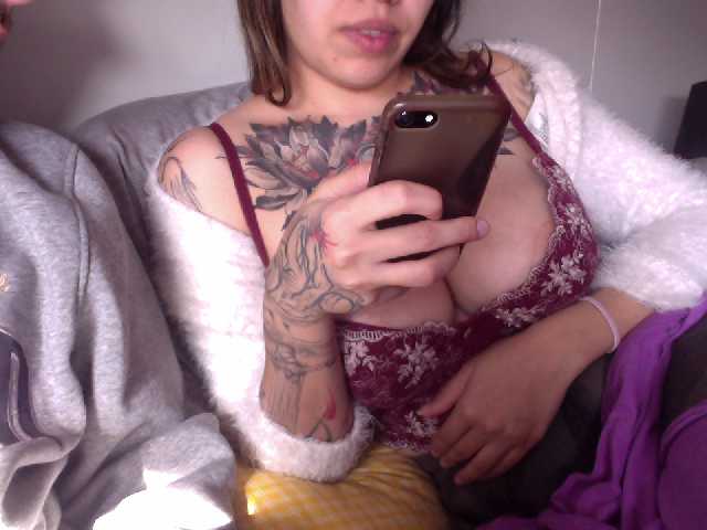 Broadcast Screenshots SammyAdrianes