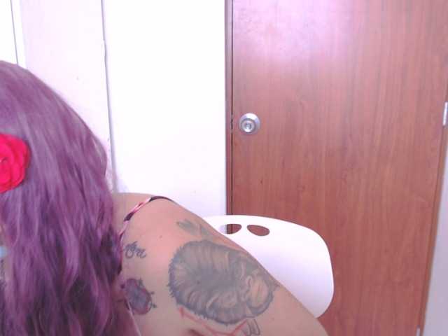 Broadcast Screenshots samy-evans