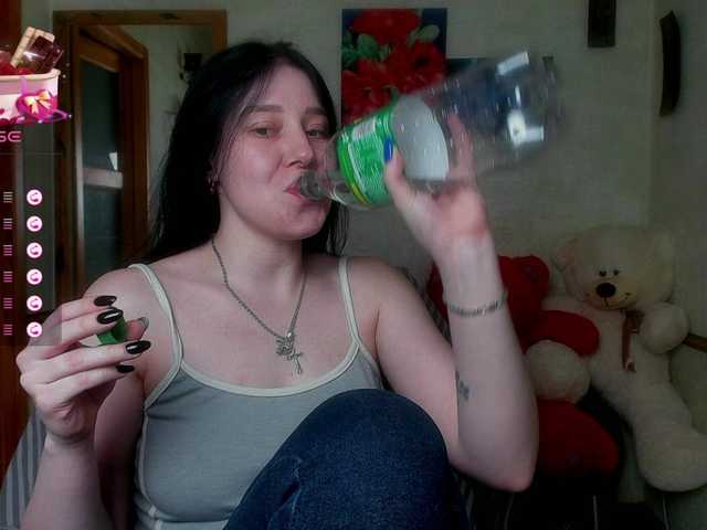 Broadcast Screenshots Sandygoldens