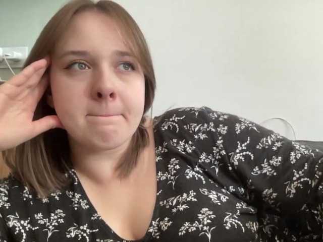 Broadcast Screenshots SANDYSWEET