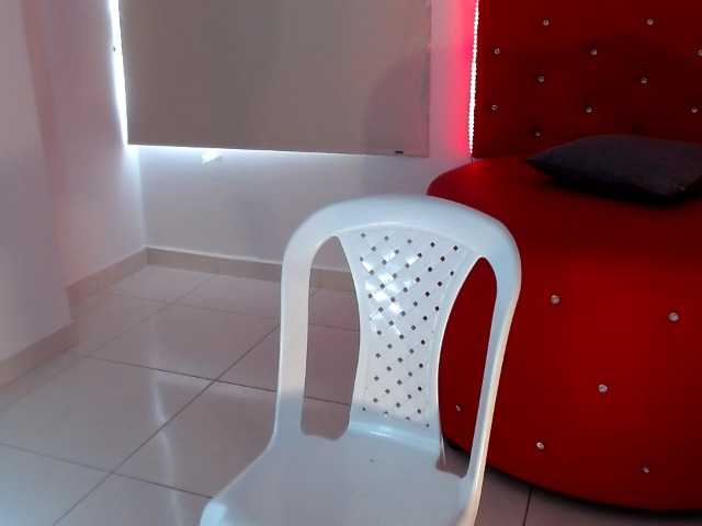 Broadcast Screenshots SaraBeiker