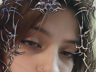 Erotisk videochat SARAI-PETITE