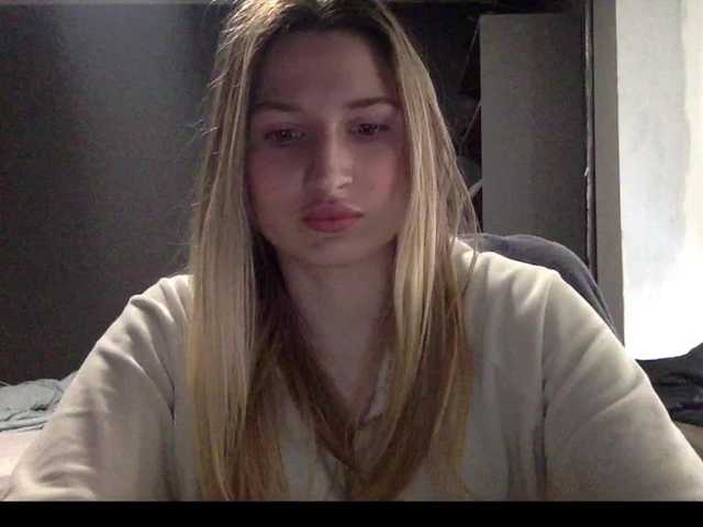 Broadcast Screenshots SaraKeyt