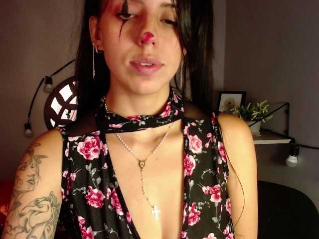 Broadcast Screenshots scarletsweet