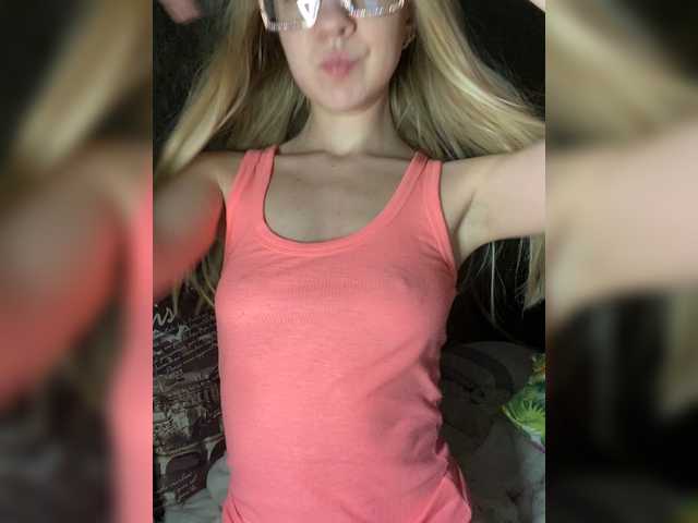 Broadcast Screenshots sensualmilana