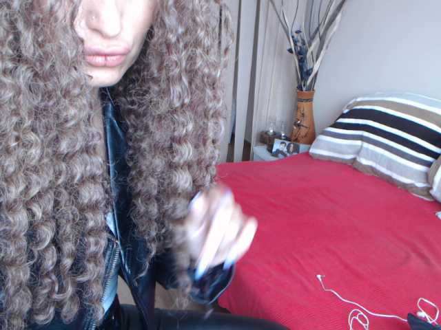 Broadcast Screenshots SexiBelle