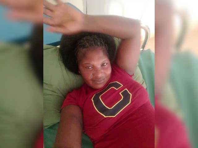 Broadcast Screenshots Sexymilly1