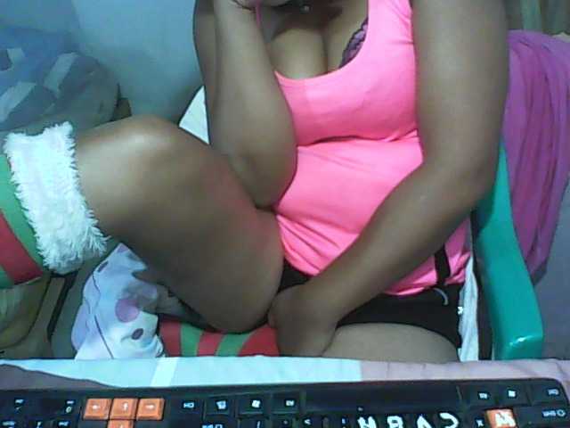 Broadcast Screenshots sexymom330