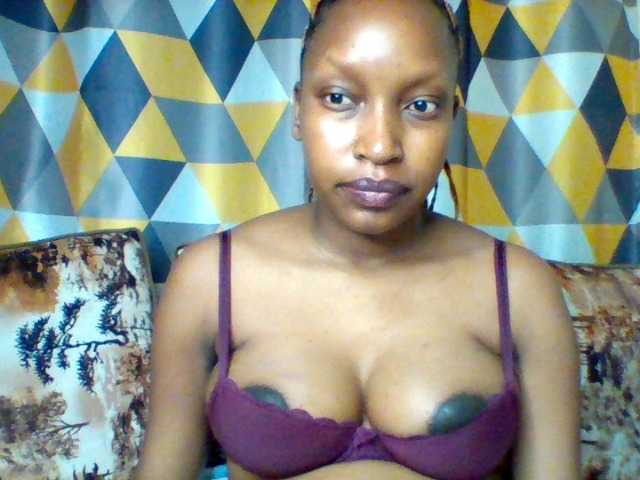 Broadcast Screenshots Sexyred-4