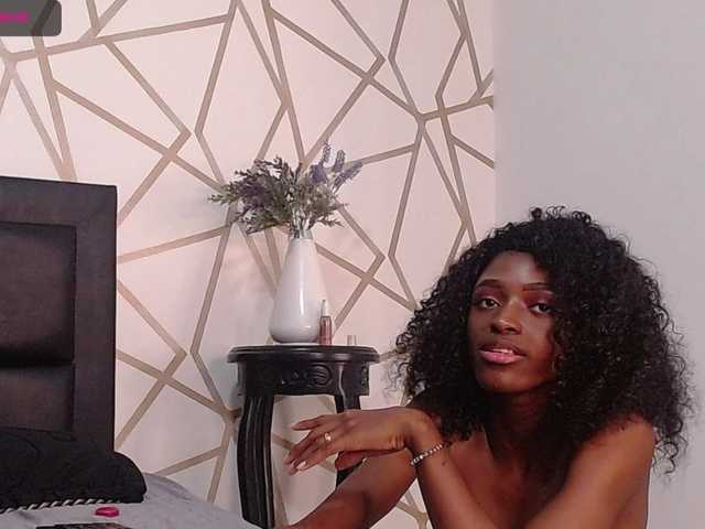 Broadcast Screenshots Sharonsmiith1