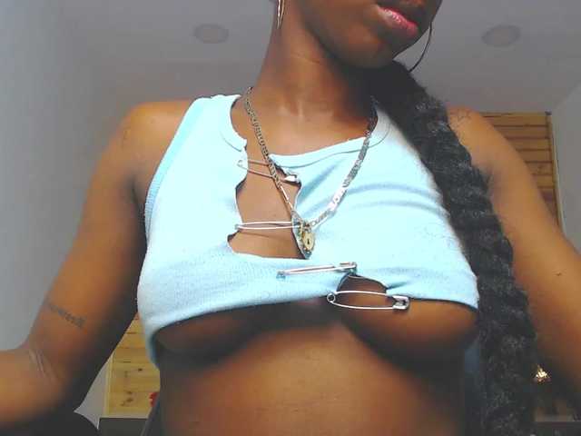 Broadcast Screenshots ShaylaSexx