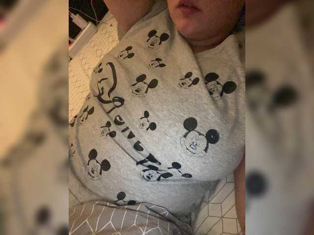 Broadcast Screenshots SHUGABaby