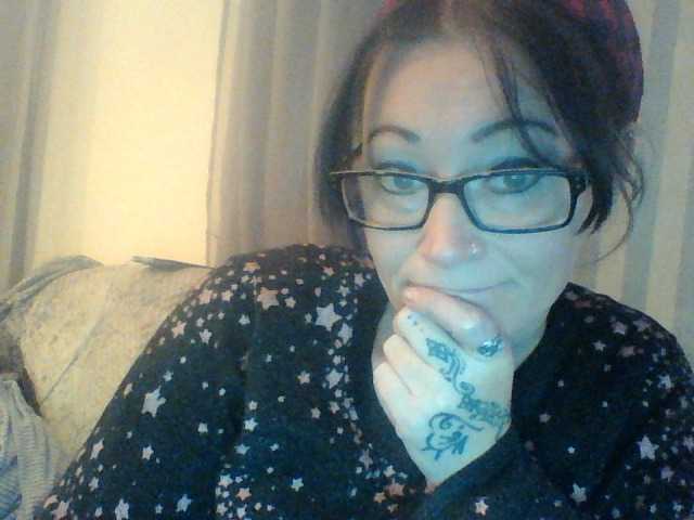 Broadcast Screenshots SIOUXIE