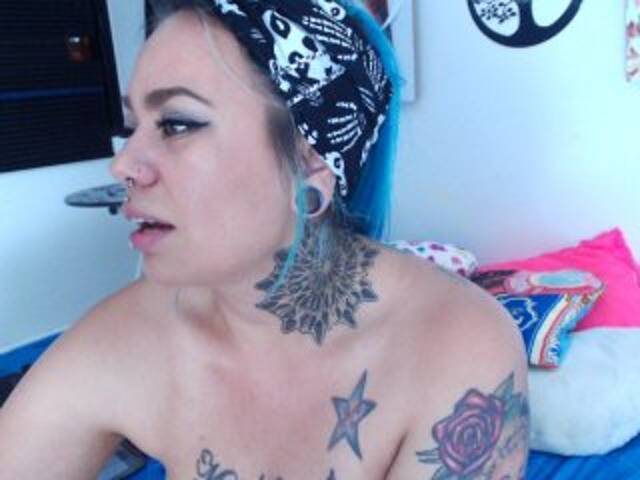 Broadcast Screenshots skyviolet