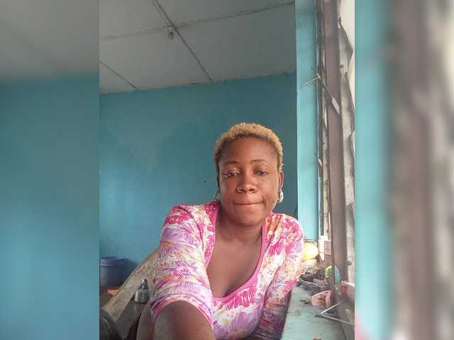 Broadcast Screenshots Sluttyrissa
