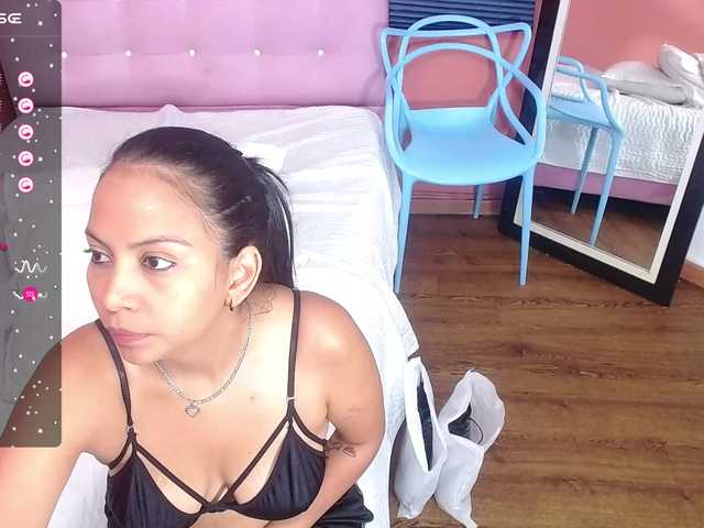 Broadcast Screenshots sluttywife