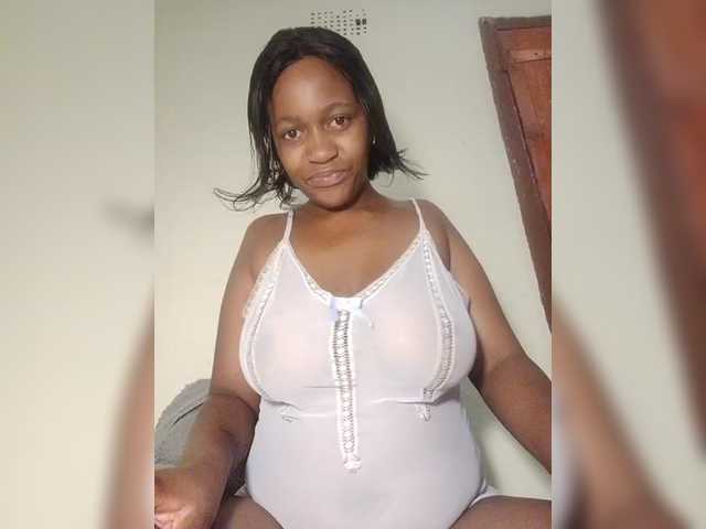 Broadcast Screenshots smallhorneypussy