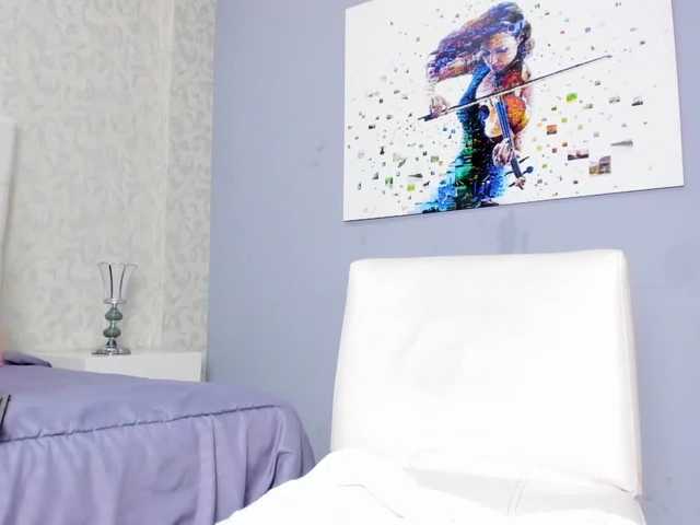 Broadcast Screenshots sofia-farah