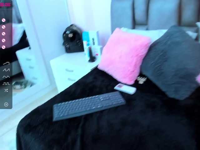 Broadcast Screenshots SofiaLorenz