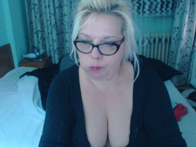 Broadcast Screenshots SonyaHotMilf